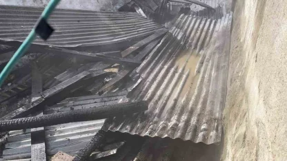 Çaldıran’da ev yangını