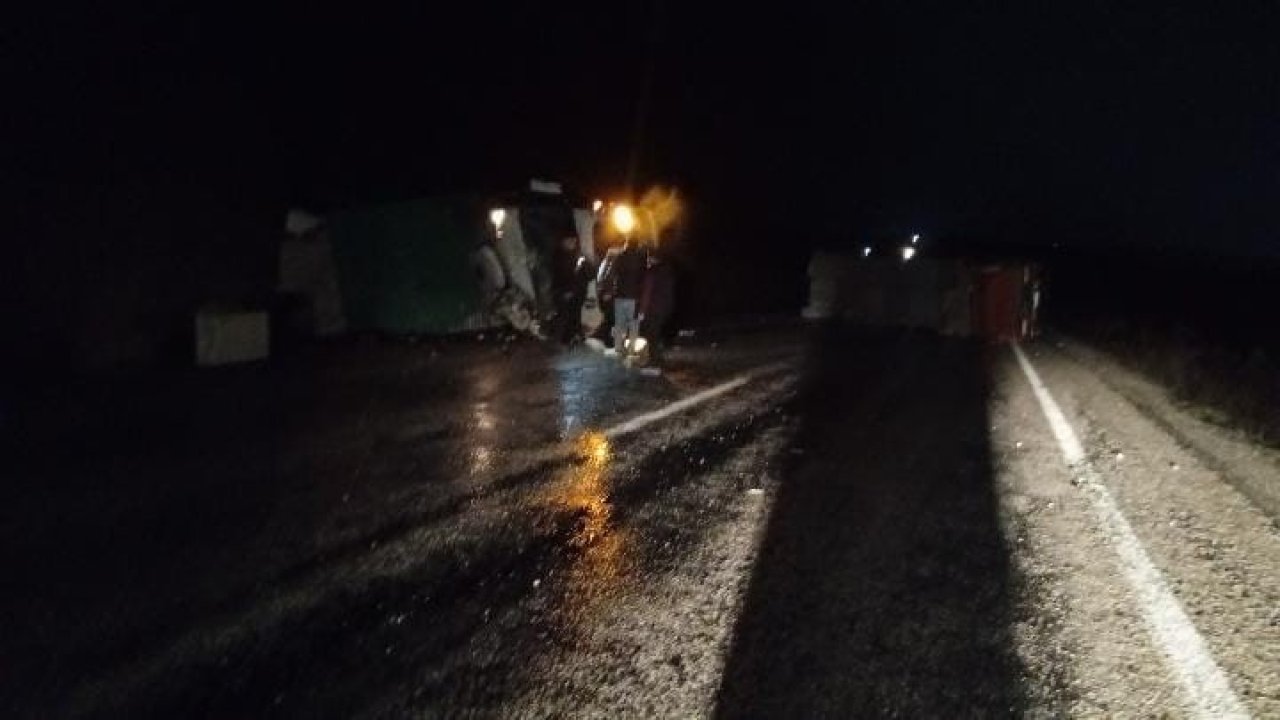 Çanakkale’de itfaiye aracı, yardım için gittiği tıra çarptı: 1’i ağır 2 yaralı