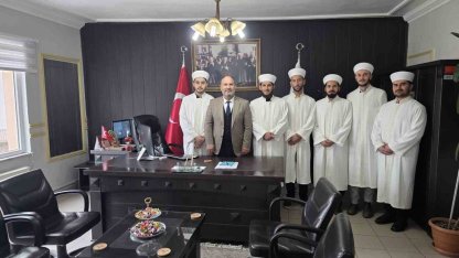 Çan’da yeni atanan din görevlilerine sarık ve cübbe giydirme merasimi düzenlendi