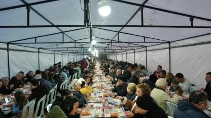 Çeşme’de Ramazan birlikte yaşanıyor: İlk 3 gün yoğun ilgi gördü