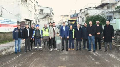 Çiğli’de Asfalt Seferberliği: Köyiçi ve Dere Caddesi Yenileniyor