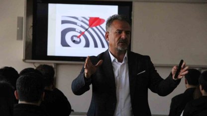 Cizre’de lise öğrencilerine yönelik YKS semineri düzenlendi