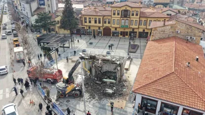 Çorum’da son binanın da yıkılmasıyla tarihi silüet gün yüzüne çıktı