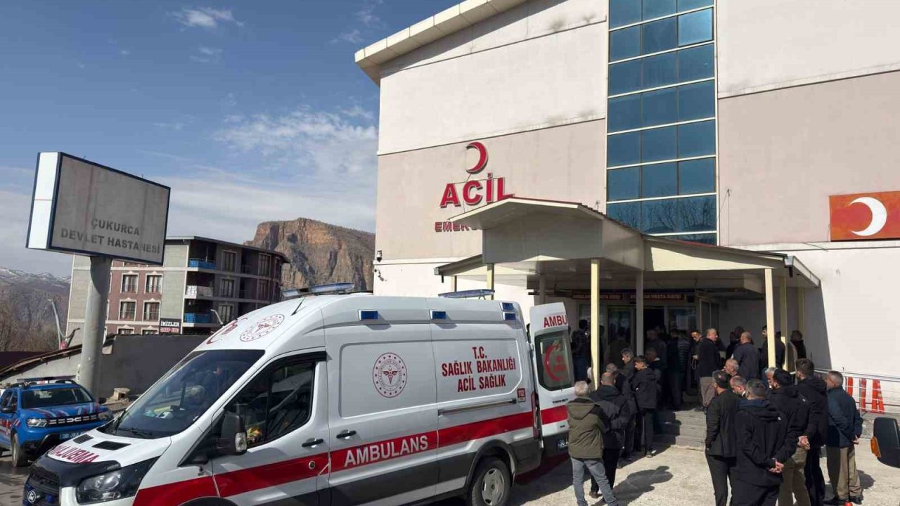 Çukurca’da trafik kazası: 8 yaralı