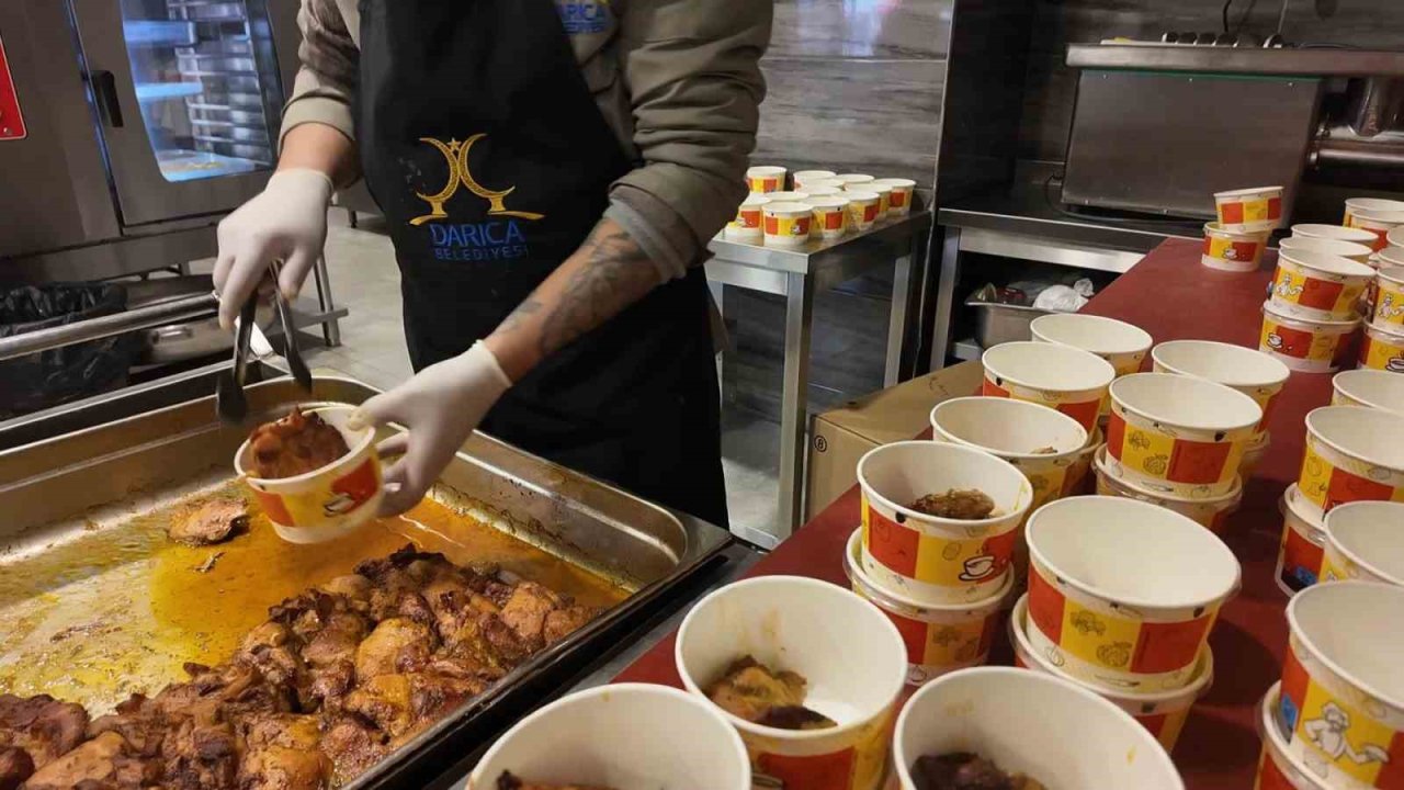 Darıca Belediyesi ramazan boyunca ihtiyaç sahiplerine sıcak yemek ulaştıracak