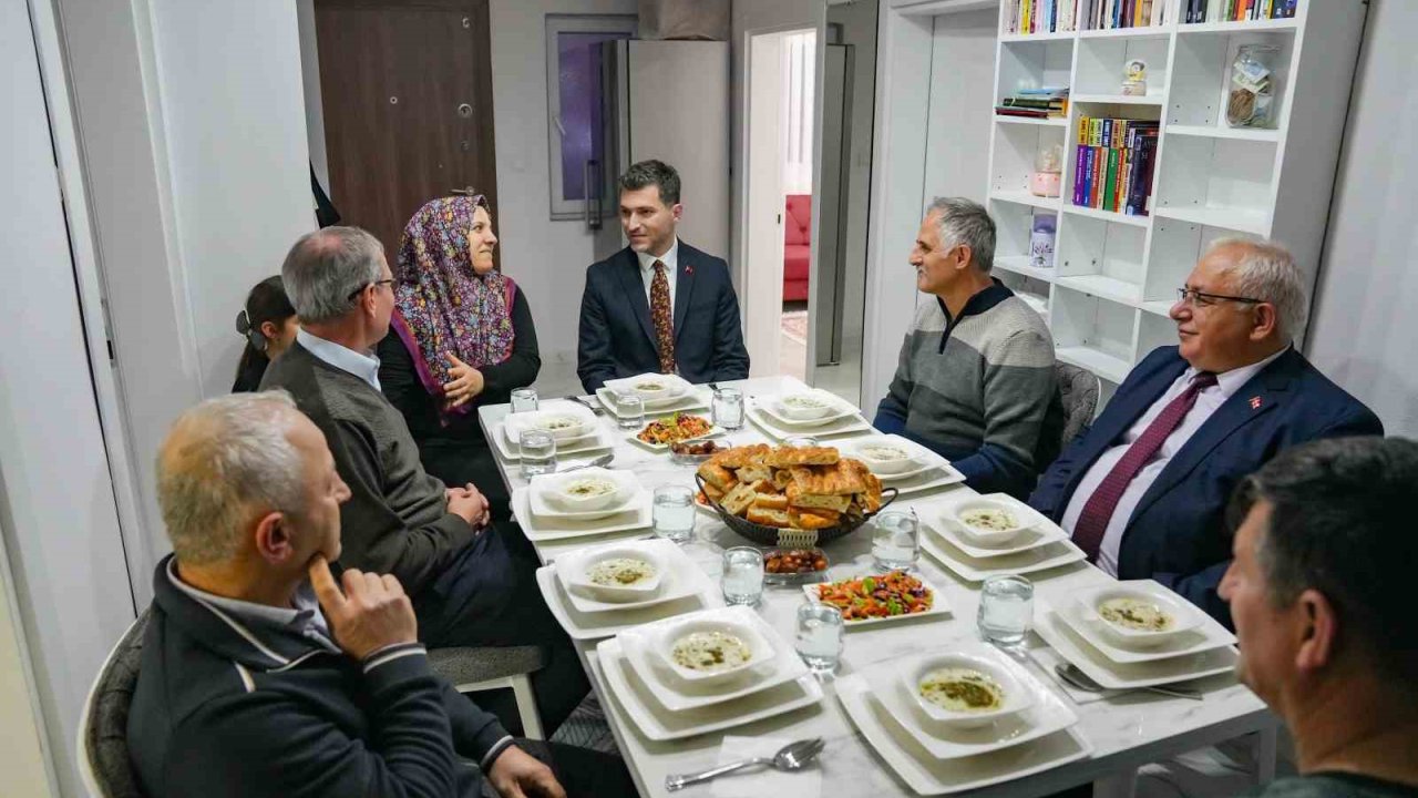 Dayanışma ile yeniden kurulan yuvada ilk iftar