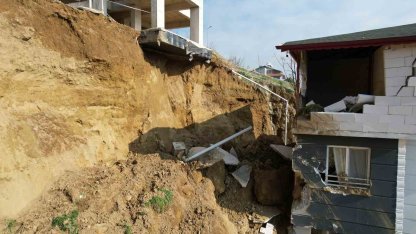 Denizli’de komşu binaları çökme noktasına getiren kazı kaçak çıktı