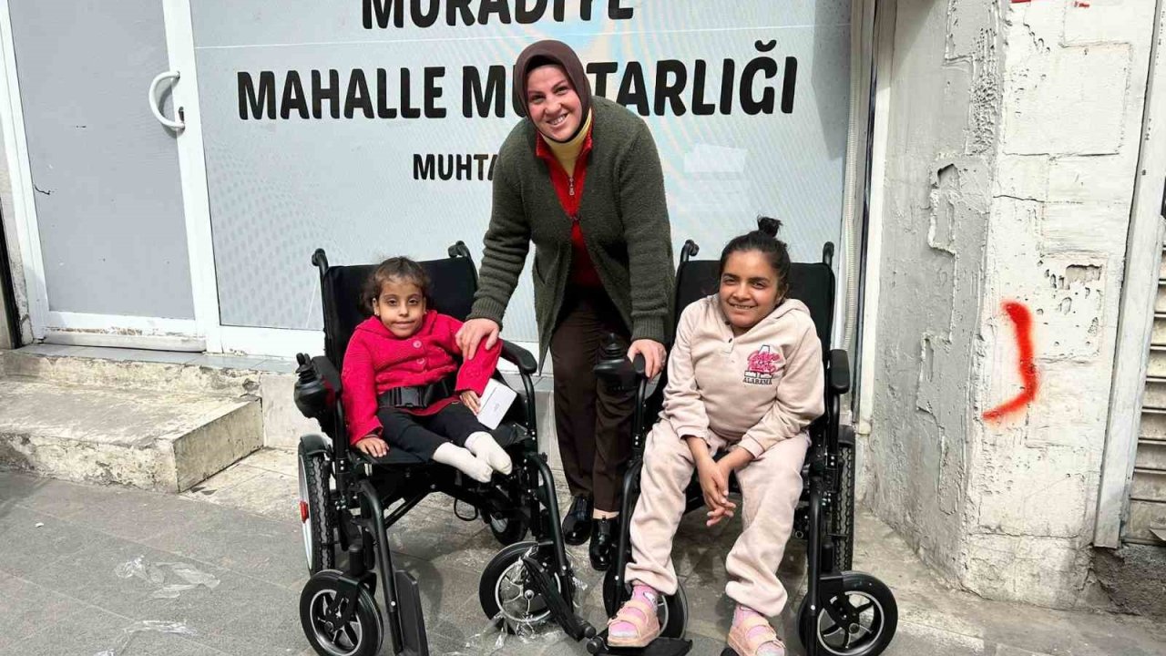 Diyarbakır’da engelli kızlara akülü sandalye desteği
