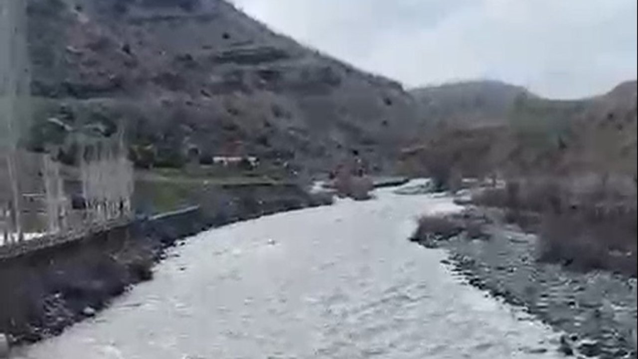 Diyarbakır’da yağışların ardından Şakirhan Çayı yeniden hayat buldu