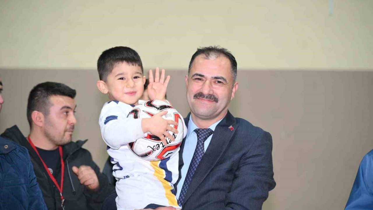 DMD hastası Rahmi Kerem için düzenlenen futsal turnuvası başladı