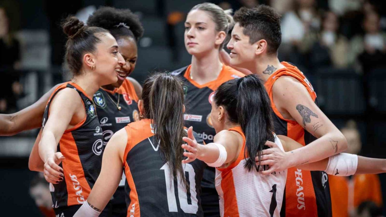 Eczacıbaşı Dynavit, Beşiktaş’ı 3-0 mağlup etti