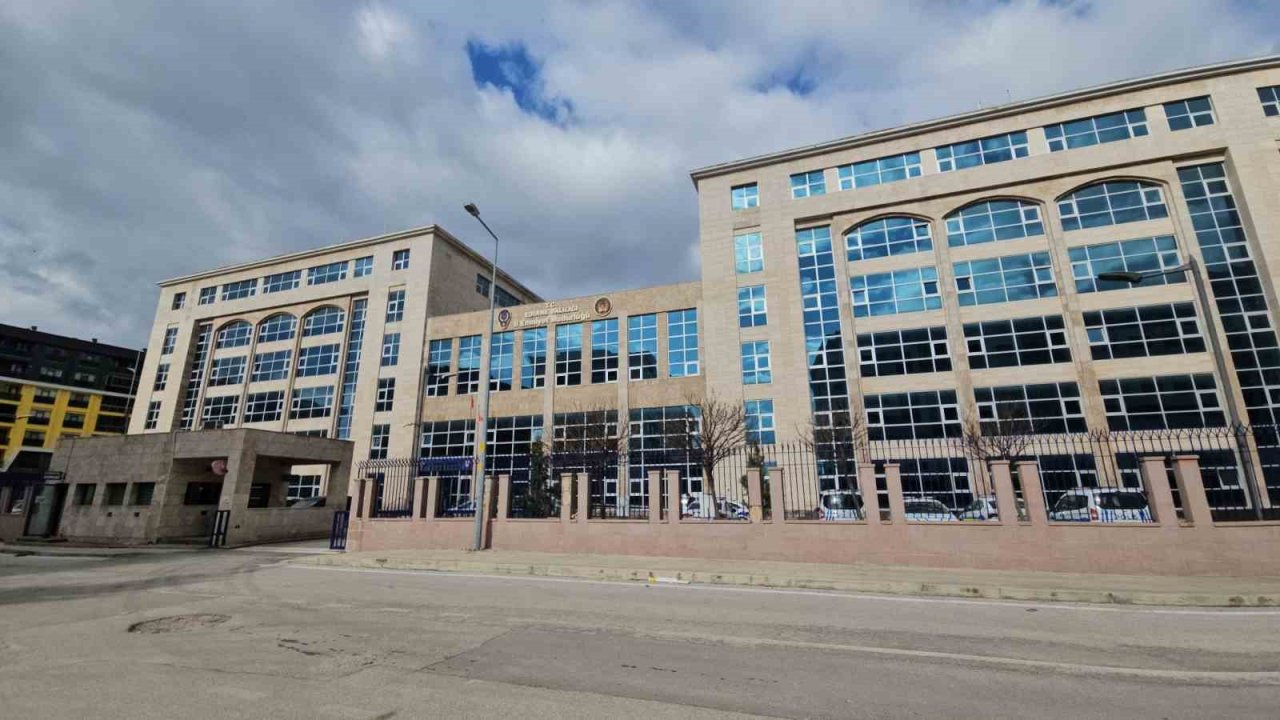 Edirne Belediyesi İmar Müdürü ve meclis üyesinin de aralarında bulundu 11 kişi gözaltında