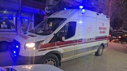 Elazığ’da motosiklet yayaya çarptı: 2 yaralı