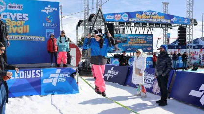 Erciyes Kış Spor Festivali’ne binlerce katılım