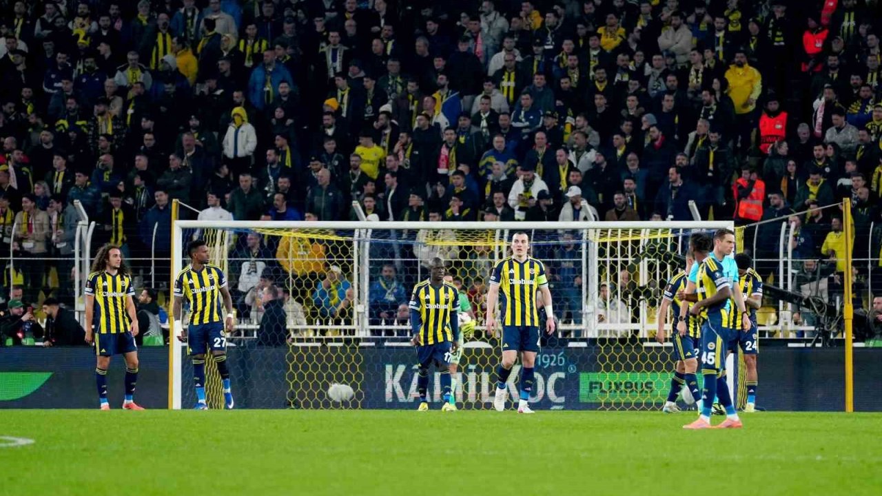 Fenerbahçe, Avrupa Ligi’nde 3. mağlubiyetini aldı