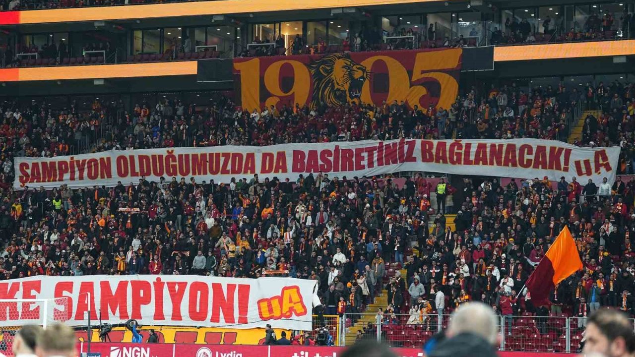 Galatasaray’da 4 değişiklik