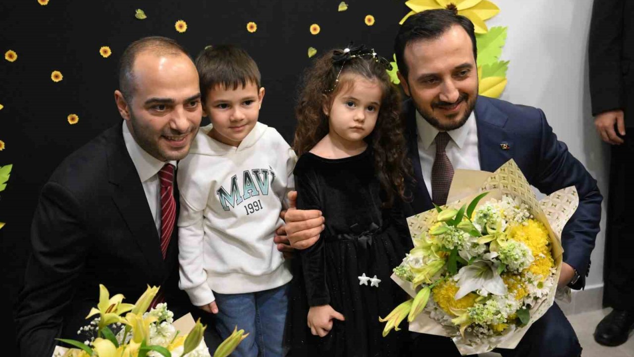 Gaziosmanpaşa’da Anne, Çocuk Merkezi ve Kafesi açıldı