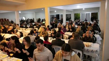 Güzelbahçe'de ilk iftar sofrası kuruldu