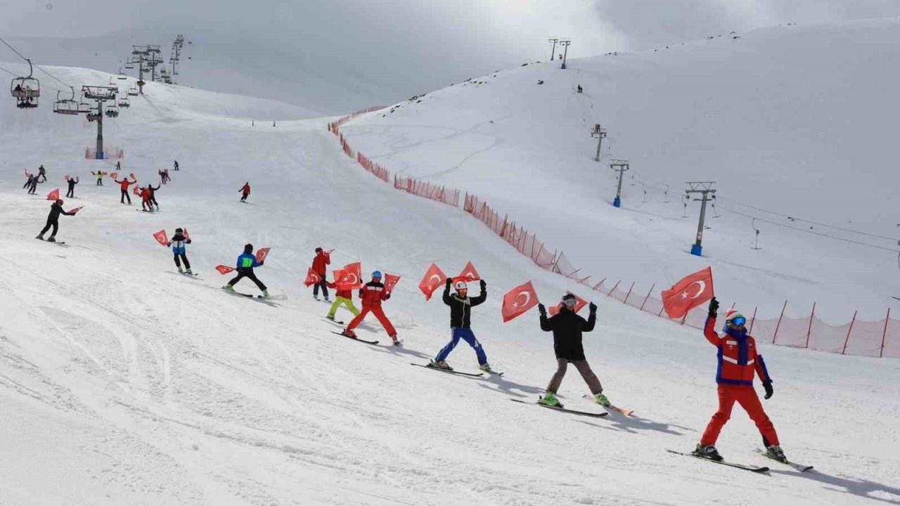 Hesarek Kayak Merkezi’nde ziyaretçi yoğunluğu