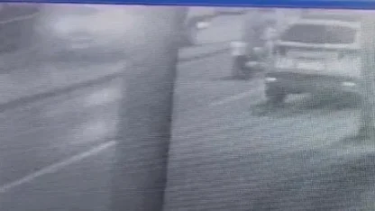 İki motosiklet böyle çarpıştı… 1’i hamile 2 yaralı