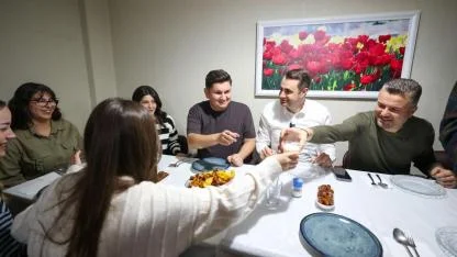 İl Başkanı Güç ve Başkan Duman, iftar sofrasında gençlerin derdini dinledi