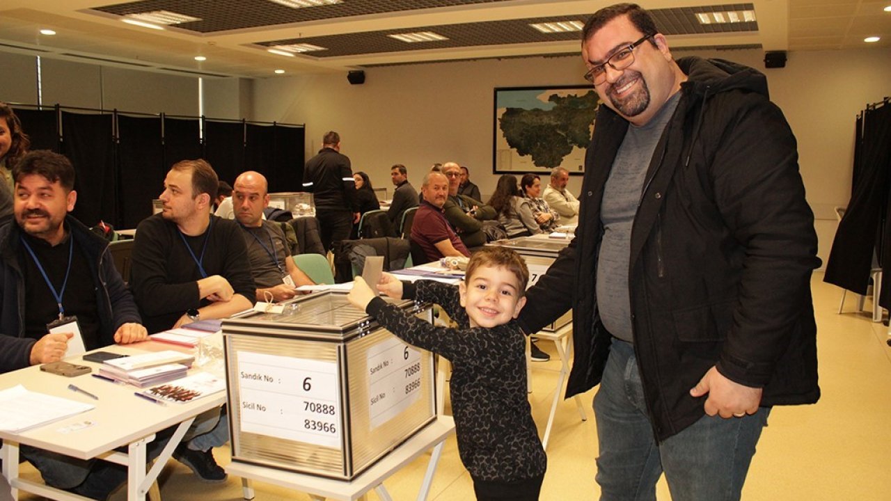 İMO Bursa’da Serdar Atilla Erdem güven tazeledi