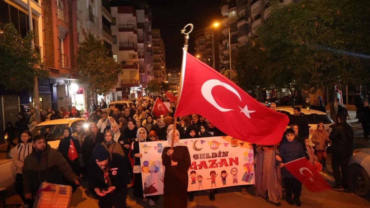 İncirliova’da Ramazan ayını Fener Alayı ile karşıladılar