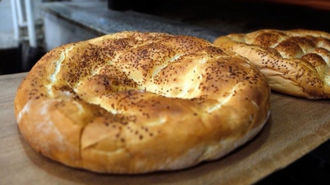 İzmir’de 300 gramlık Ramazan pidesi 30 TL’den satılacak