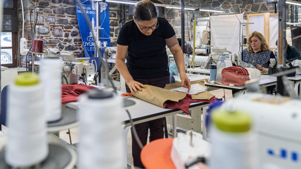 İzmir’in yeni başlangıçlara açılan kapısı: Meslek Fabrikası
