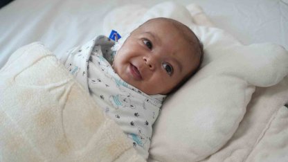 Kafasındaki nadir tümör alındı, hayata tekrar gülümsedi