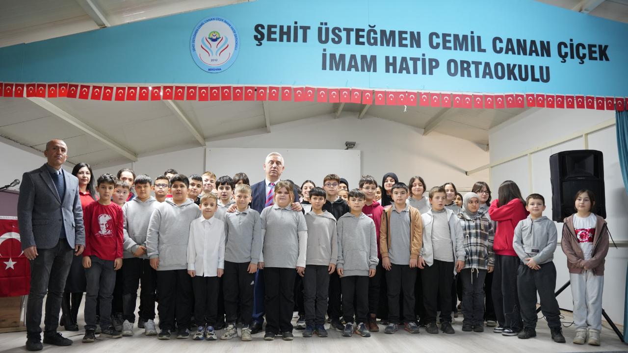 “Kağıt atıkları kitap olsun" projesiyle çevre bilinci aşılanıyor