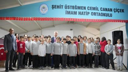 “Kağıt atıkları kitap olsun" projesiyle çevre bilinci aşılanıyor