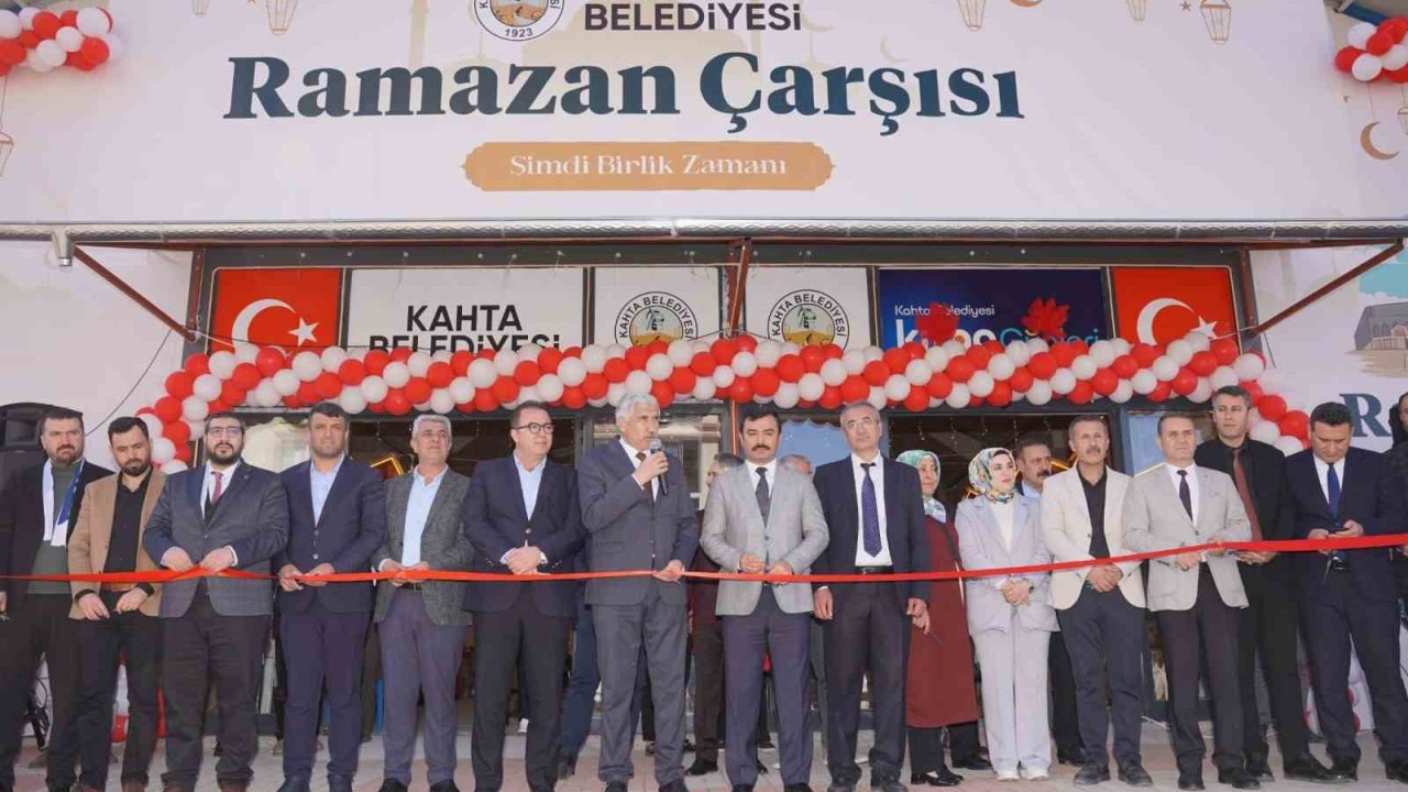 Kahta’da Ramazan Çarşısı’nın resmi açılışı gerçekleştirildi