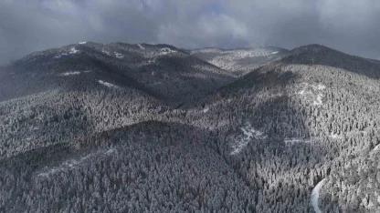 Karabük’ün yüksek kesimlerinde kar yağışı etkili oluyor