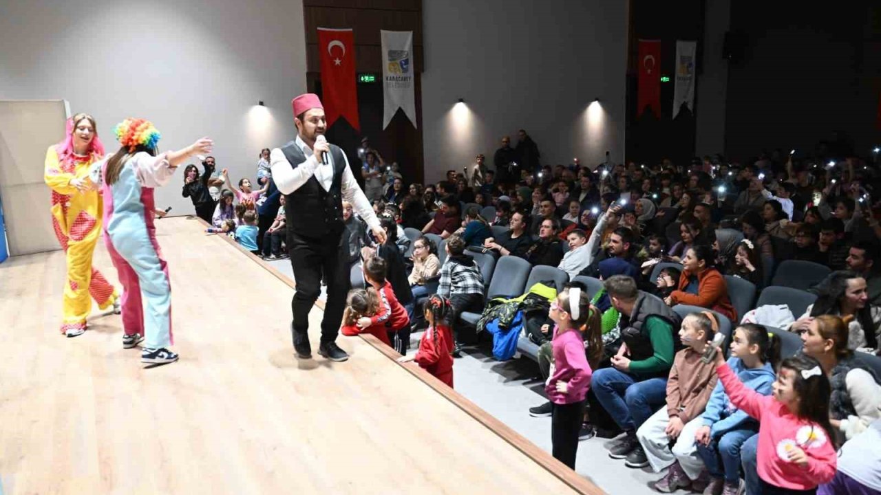 Karacabey Belediyesi’nden Ramazana yakışır kültür şöleni