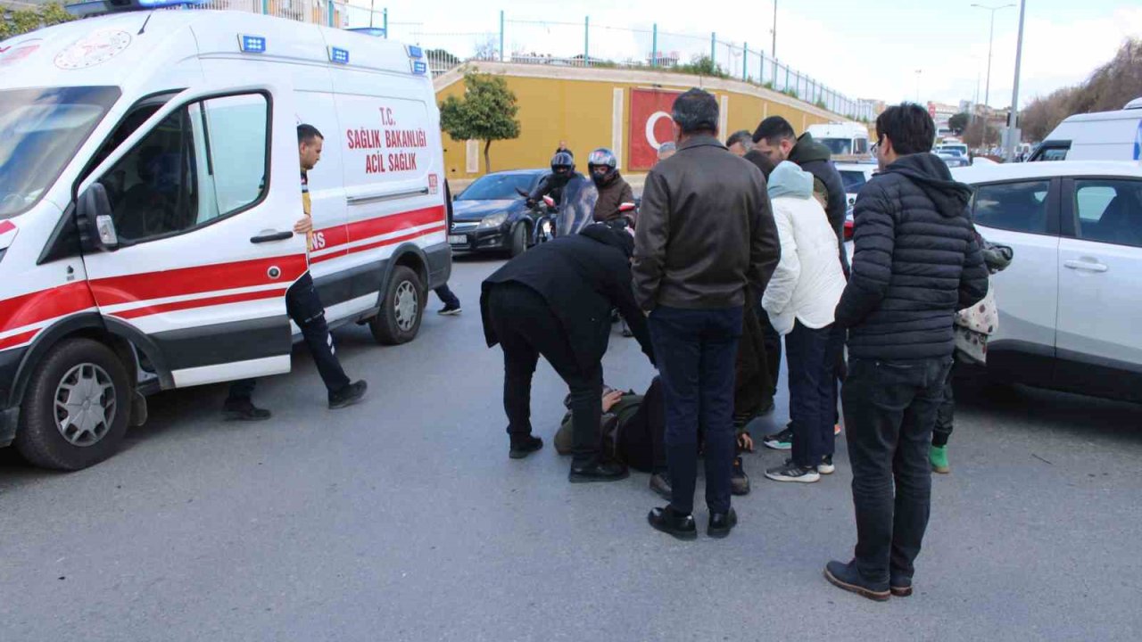 Kavşak içindeki kazada sürücü yaralandı