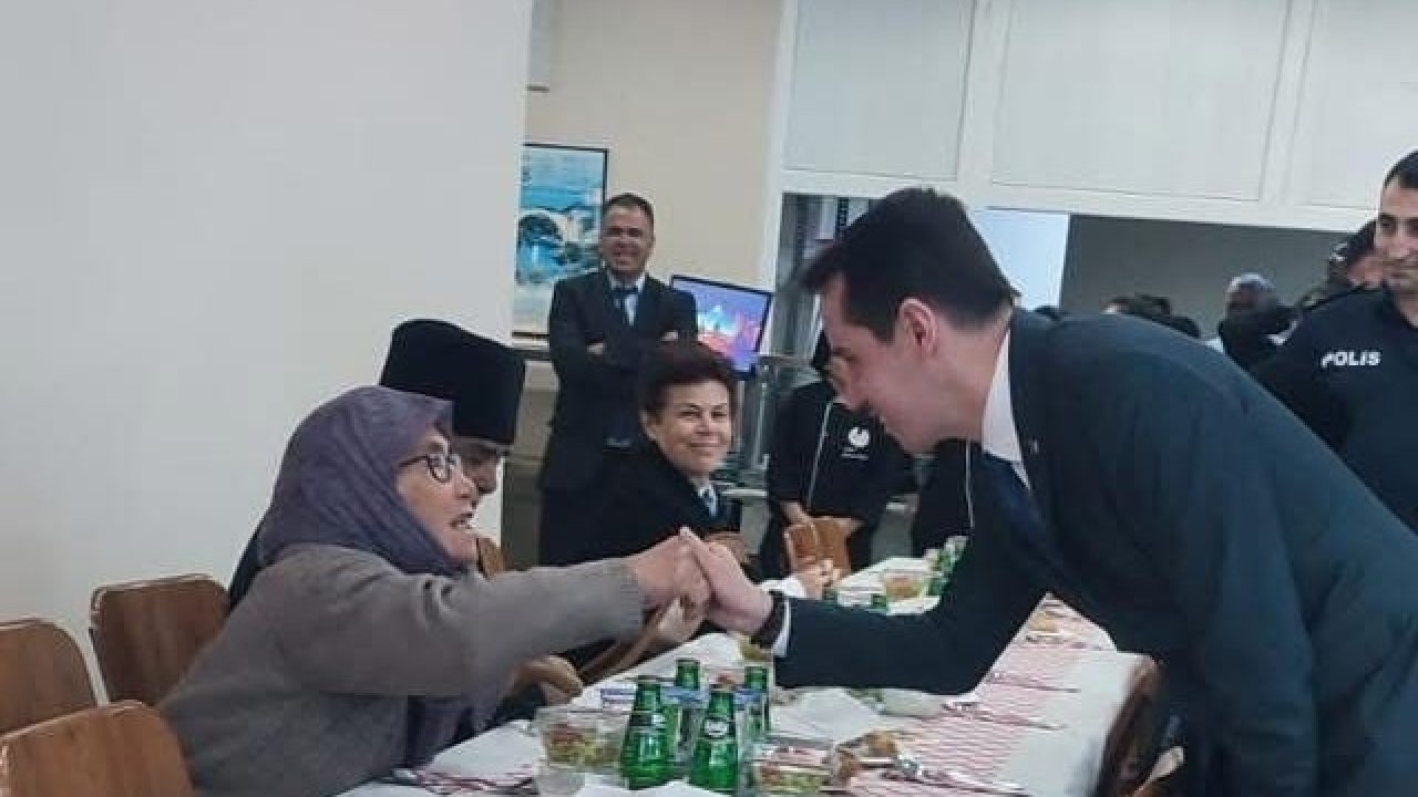 Kaymakam Sakarya, şehit ve gazi aileleriyle iftarda buluştu