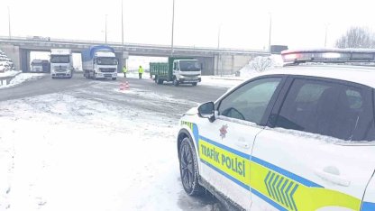 Kayseri - Malatya yolu ulaşıma kapandı