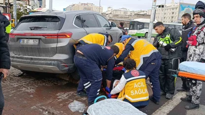 Kayseri’de SUV araç yayaların arasına daldı: 5 yaralı