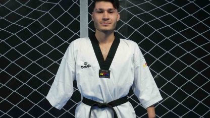 Kazada kollarını kaybetti, taekwondoyla hayata yeniden bağlandı