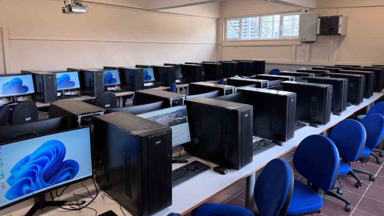 KBÜ Eskipazar MYO’da yeni laboratuvar hizmete girdi