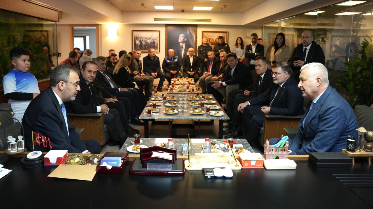 Kemalpaşa'ya Gençlik Merkezi müjdesi