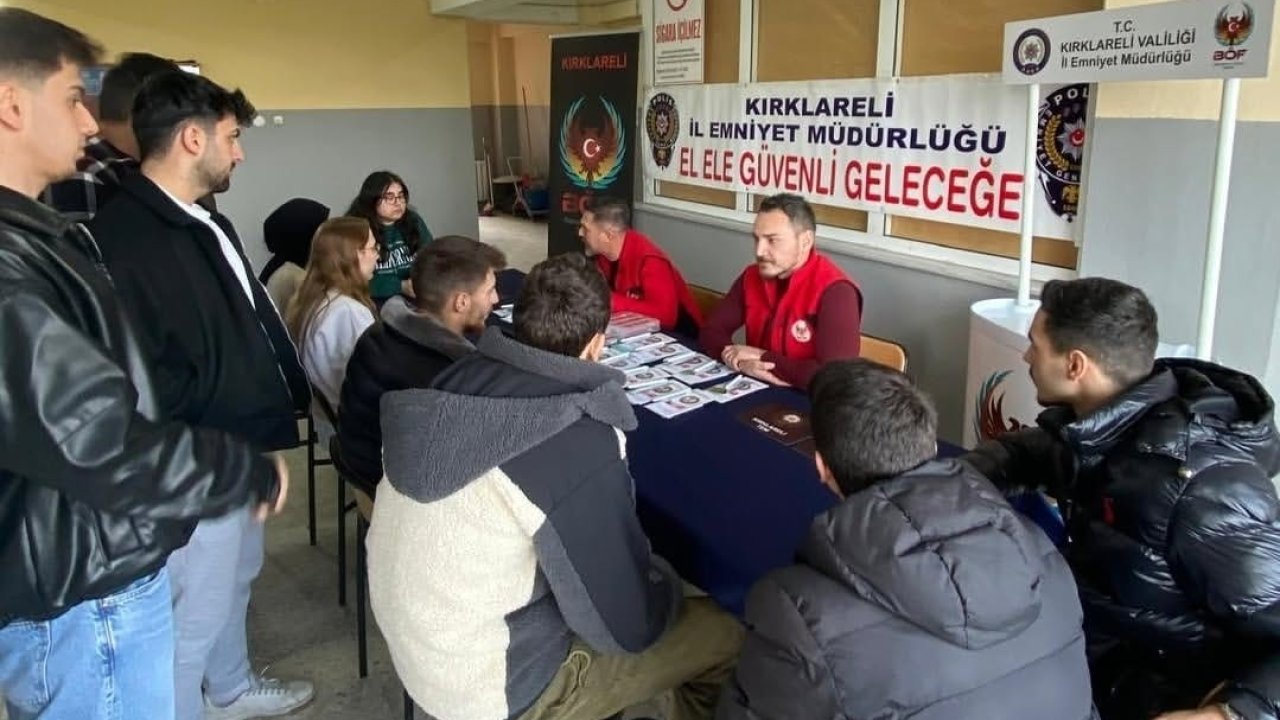 Kırklareli’nde üniversite öğrencilerine terörle mücadele bilgilendirmesi