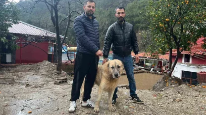 Köpeğini sel sularından kurtaran sahibi o anları anlattı
