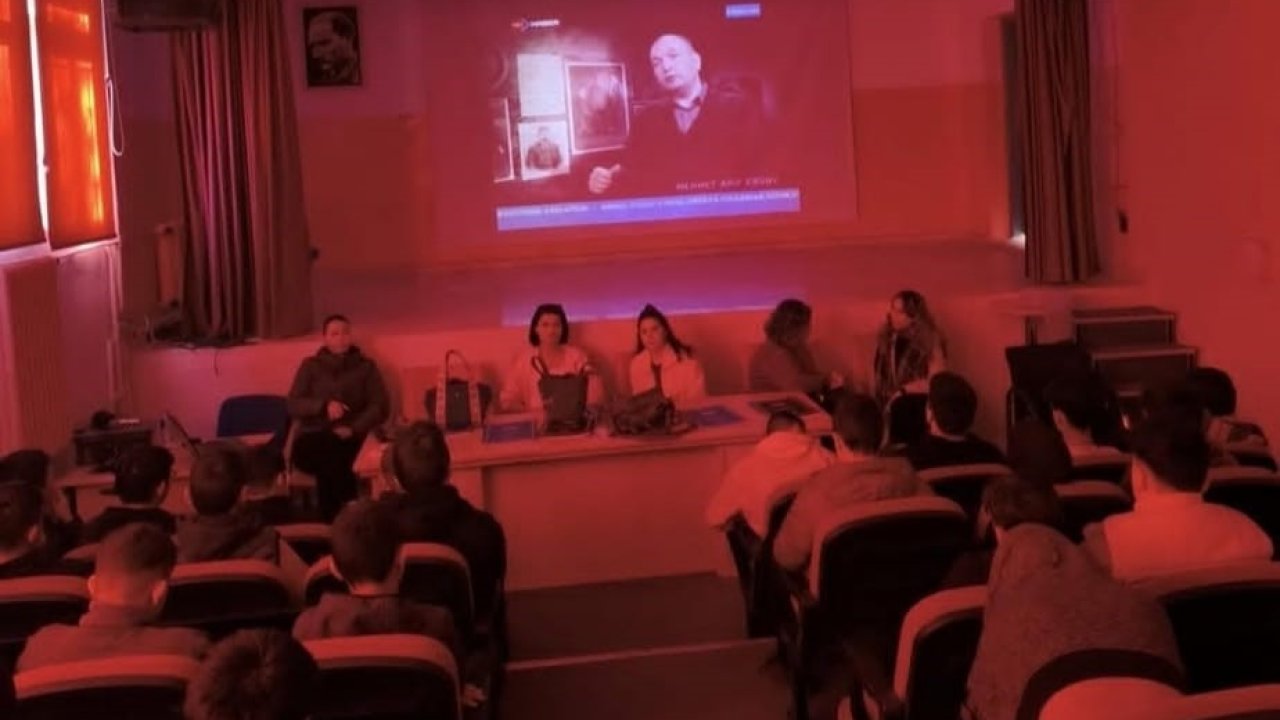 Köyceğiz’de öğrencilere belgesel gösterimi düzenlendi