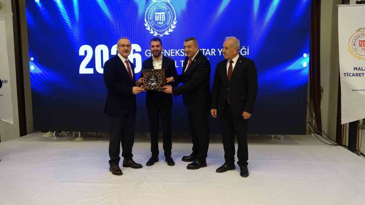 Kuru kayısı ihracatında ilk 10’a giren firmalar ödüllendirildi