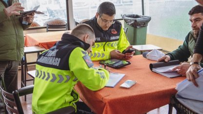 Kuşadası’nda okul servisleri denetlendi