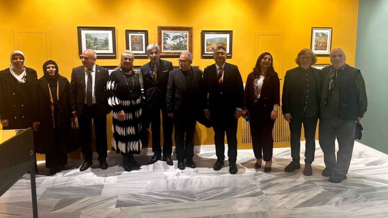 Kütahyalı ressam Ahmet Yakupoğlu’nun "Bir Hezarfenin İzleri" sergisi