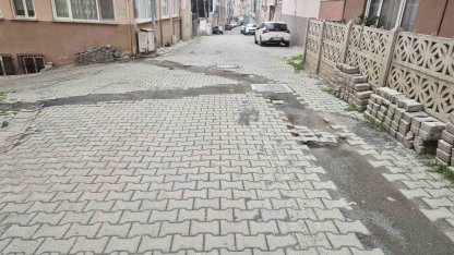 Leylak Sokak’ta yolların bakımsızlığına tepki