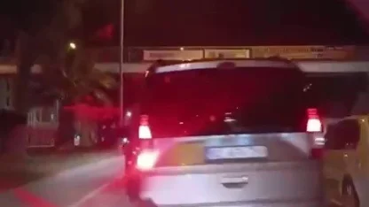 Makas atan araç trafikte tehlike oluşturdu